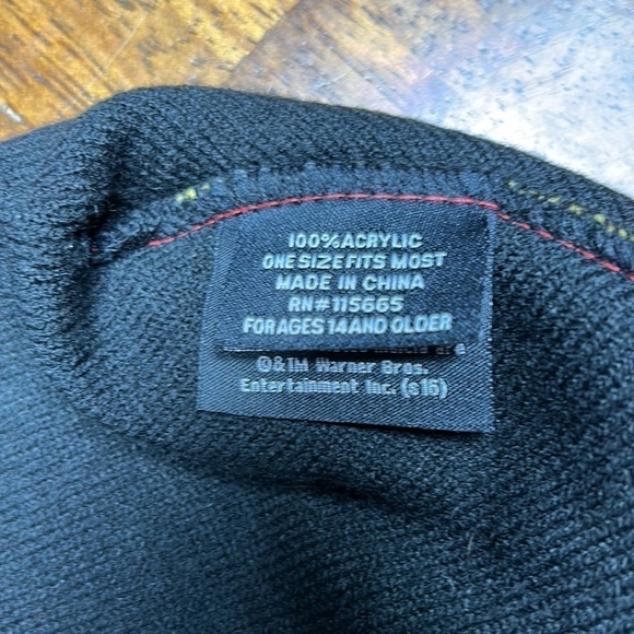 Gryffindor stocking cap nwot winter snow skiing Harry Potter hat. Universal hat - Picture 3 of 7